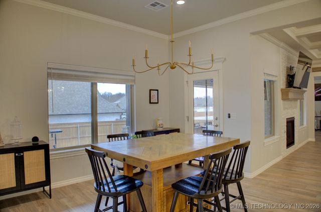 2904 S 8th Street, Broken Arrow, OK 74012