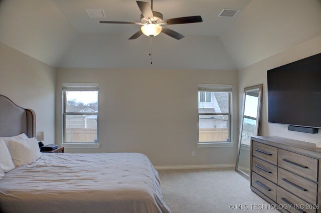 2904 S 8th Street, Broken Arrow, OK 74012