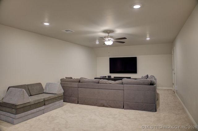 2904 S 8th Street, Broken Arrow, OK 74012