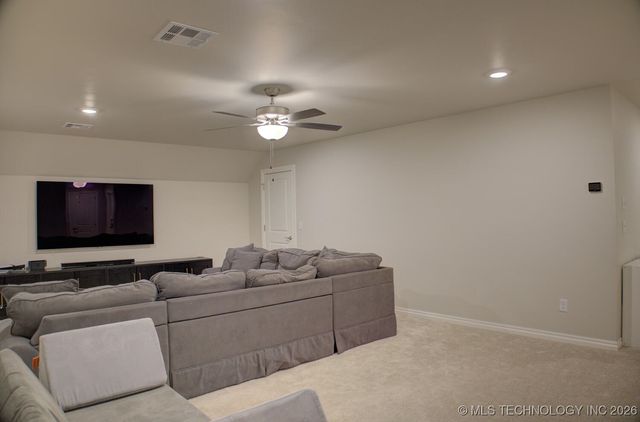 2904 S 8th Street, Broken Arrow, OK 74012