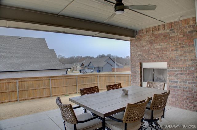 2904 S 8th Street, Broken Arrow, OK 74012