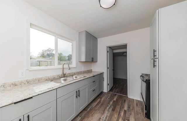 725 East Avenue, Red Bluff, CA 96080