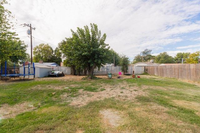 725 East Avenue, Red Bluff, CA 96080