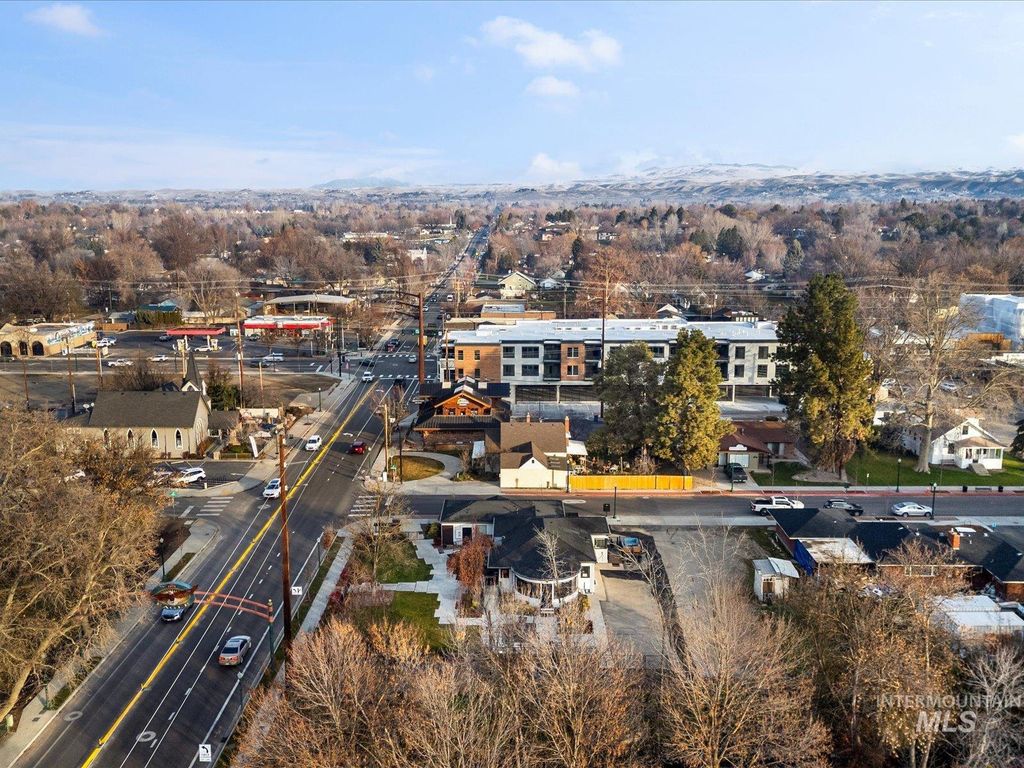 128 S Eagle Rd, Eagle, ID 83616 photo 12