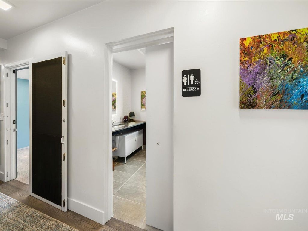 128 S Eagle Rd, Eagle, ID 83616 photo 25