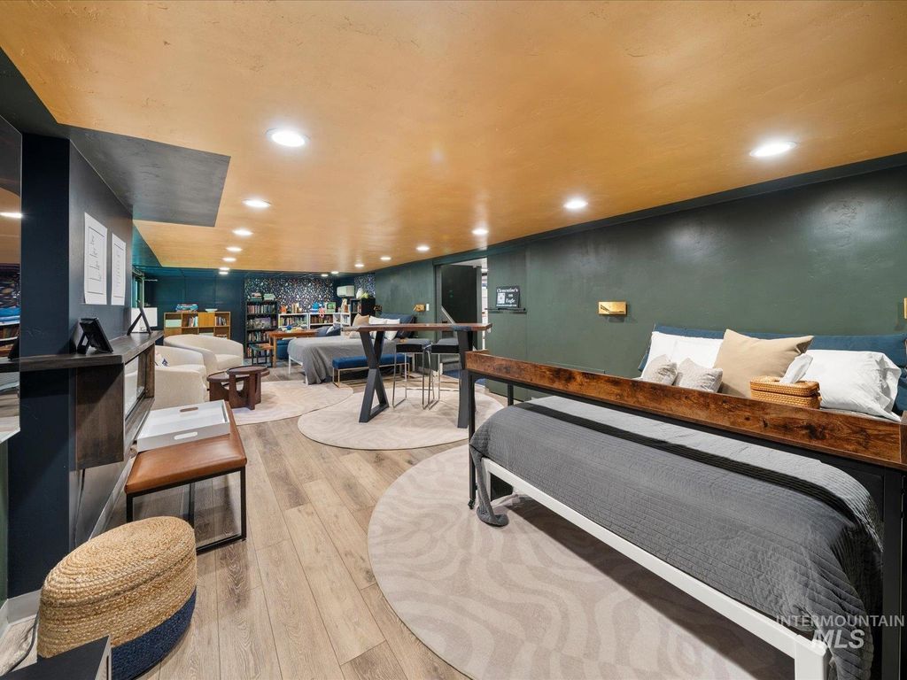 128 S Eagle Rd, Eagle, ID 83616 photo 43