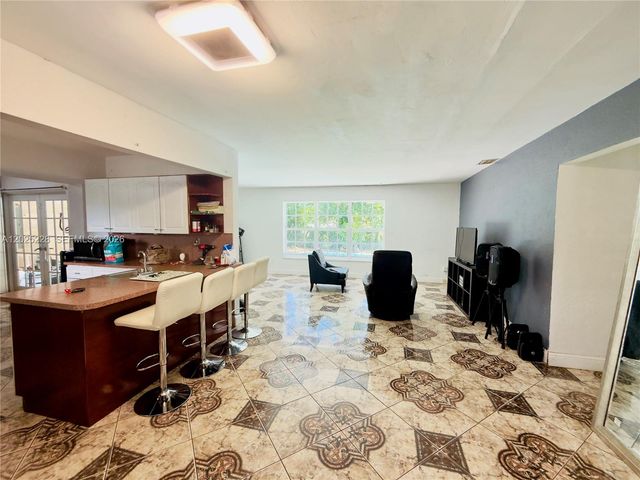4521 NW 179th Street, Miami Gardens, FL 33055