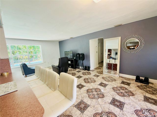 4521 NW 179th Street, Miami Gardens, FL 33055
