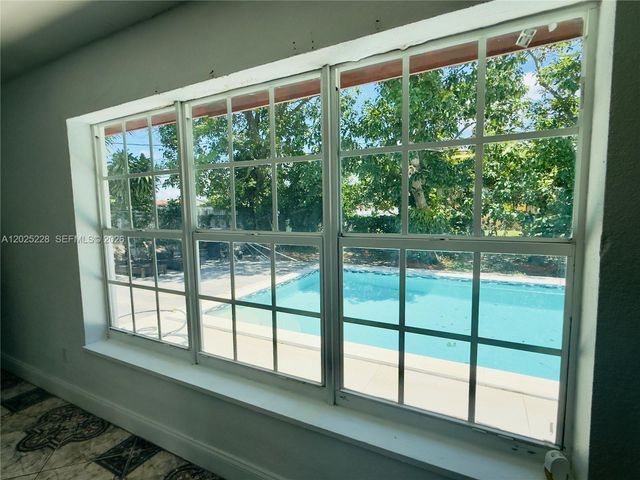 4521 NW 179th Street, Miami Gardens, FL 33055