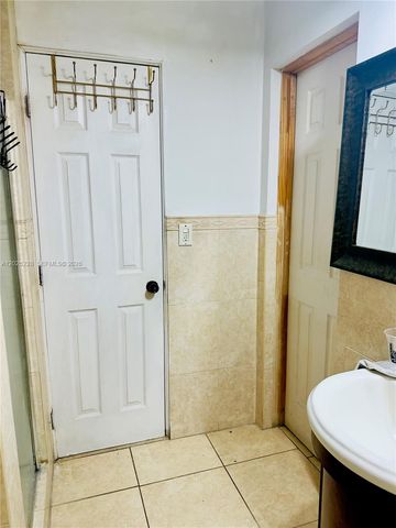 4521 NW 179th Street, Miami Gardens, FL 33055