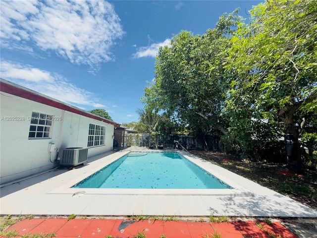 4521 NW 179th Street, Miami Gardens, FL 33055