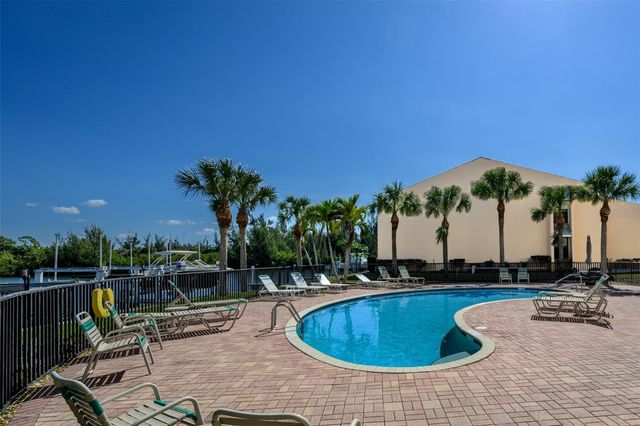 1340 ROCK DOVE COURT 144, Punta Gorda, FL 33950