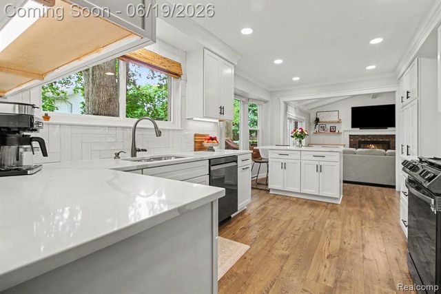 14110 Riverside Street, Livonia, MI 48154