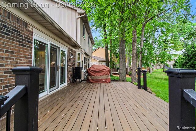 14110 Riverside Street, Livonia, MI 48154
