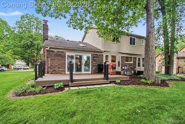 14110 Riverside Street, Livonia, MI 48154