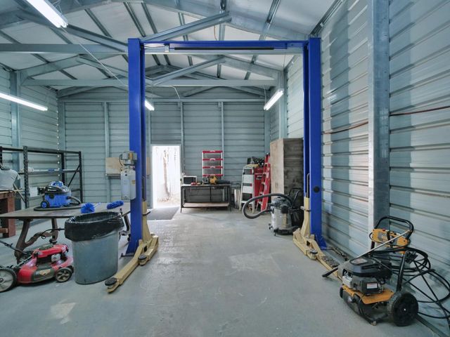 7081 Kayo Dr, Penryn, CA 95663