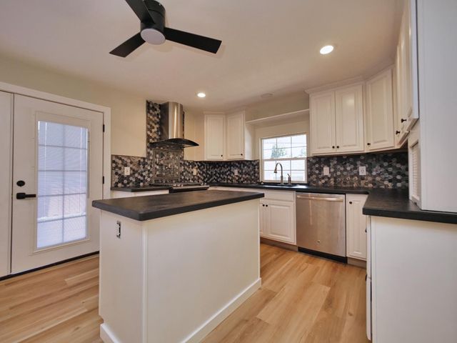 7081 Kayo Dr, Penryn, CA 95663