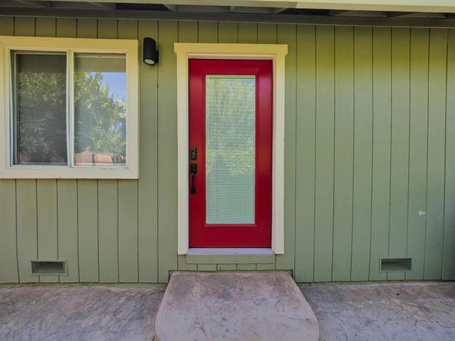 7081 Kayo Dr, Penryn, CA 95663