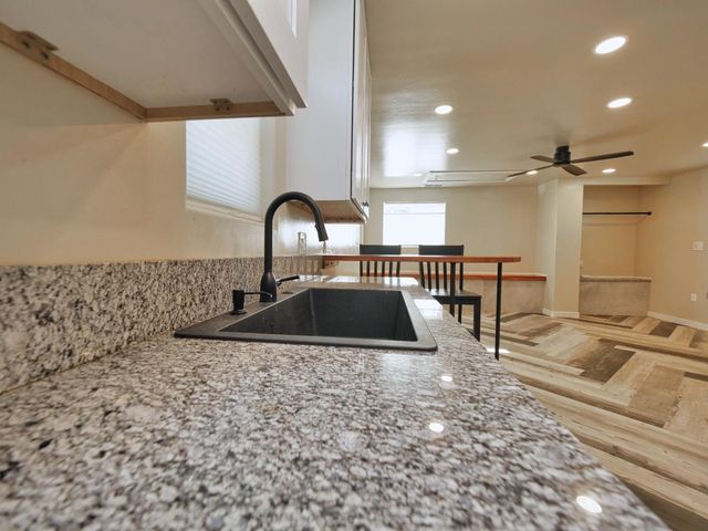 7081 Kayo Dr, Penryn, CA 95663