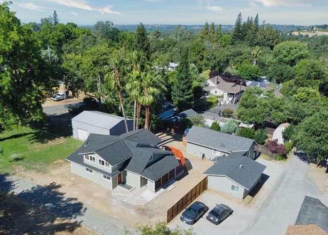 7081 Kayo Dr, Penryn, CA 95663