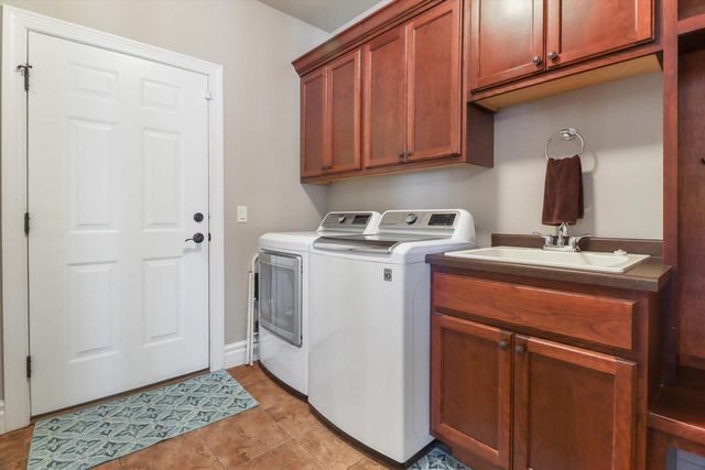 325 Riviera Street, Oregon, WI 53575