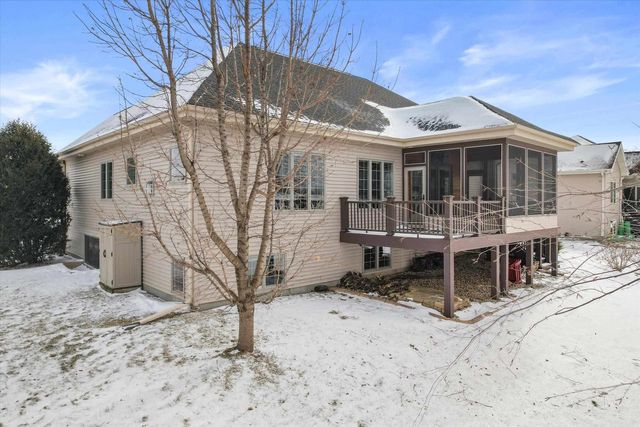 325 Riviera Street, Oregon, WI 53575