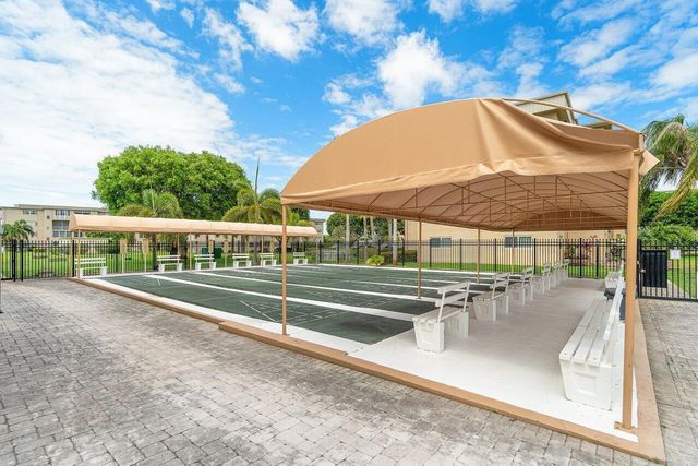 2615 NE 3rd Court 308, Boynton Beach, FL 33435