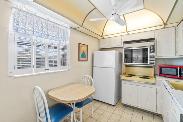 2615 NE 3rd Court 308, Boynton Beach, FL 33435