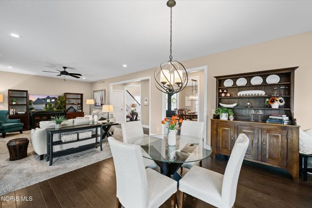 2348 Sunflower Court, Perrysburg, OH 43551