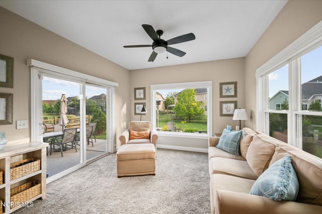 2348 Sunflower Court, Perrysburg, OH 43551