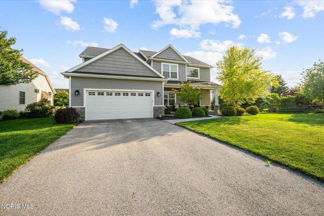 2348 Sunflower Court, Perrysburg, OH 43551