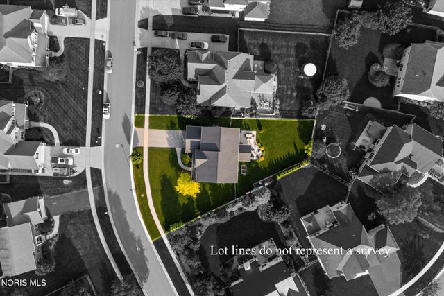 2348 Sunflower Court, Perrysburg, OH 43551