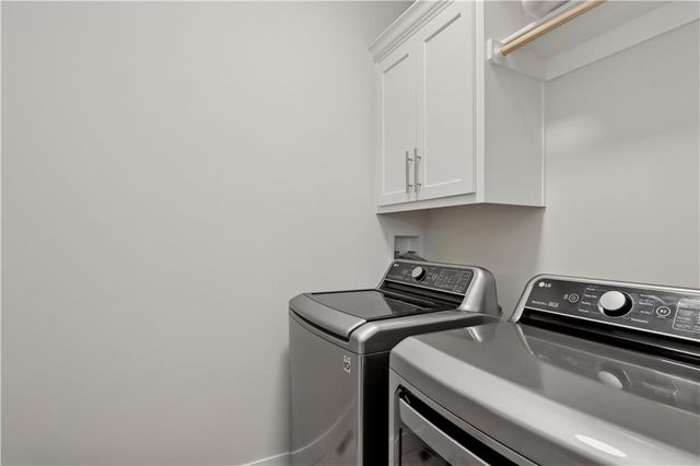 13325 W 49th Terrace, Shawnee, KS 66216