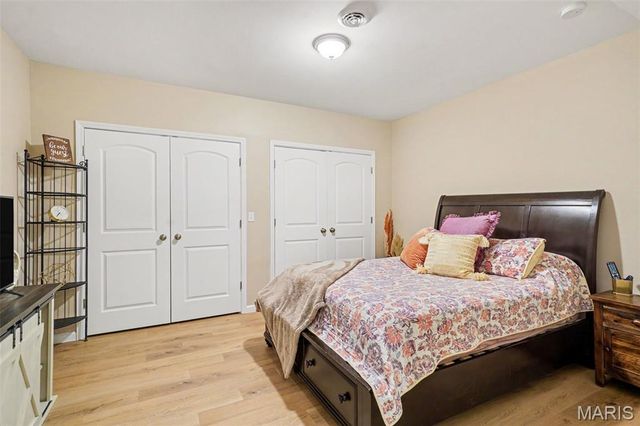 1109 Winter Lake Drive, Fenton, MO 63026
