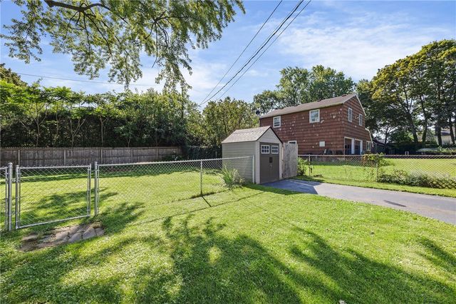 434 Crossfield Road, Irondequoit, NY 14609