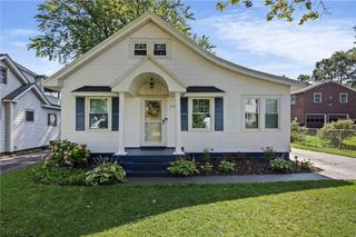 434 Crossfield Road, Irondequoit, NY 14609