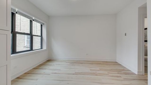 1906 N Whipple Street 101, Chicago, IL 60647