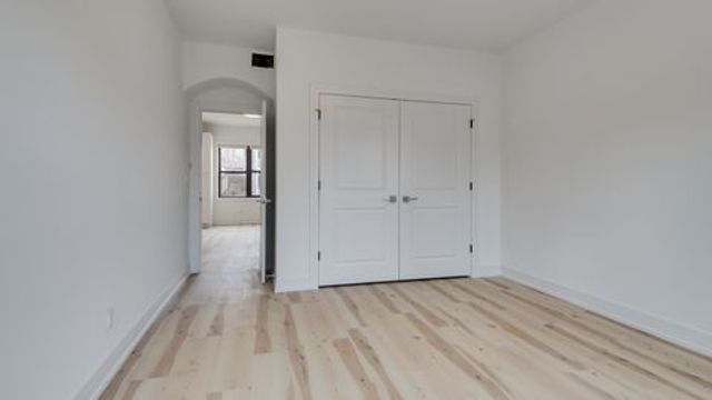 1906 N Whipple Street 101, Chicago, IL 60647