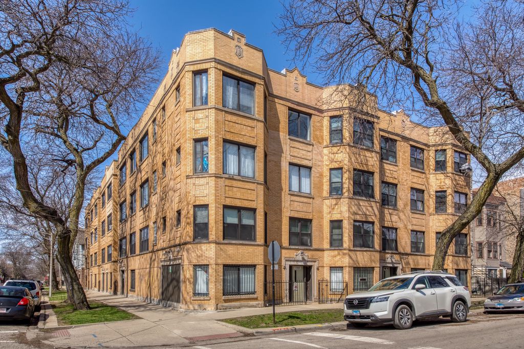 1906 N Whipple Street 101, Chicago, IL 60647