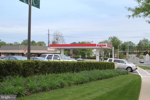 14414 PARKVALE RD #2, Rockville, MD 20853