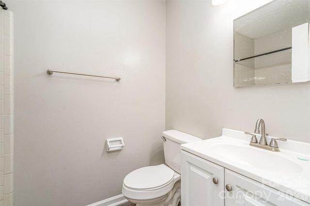 6165 Meadow Rose Lane, Charlotte, NC 28215