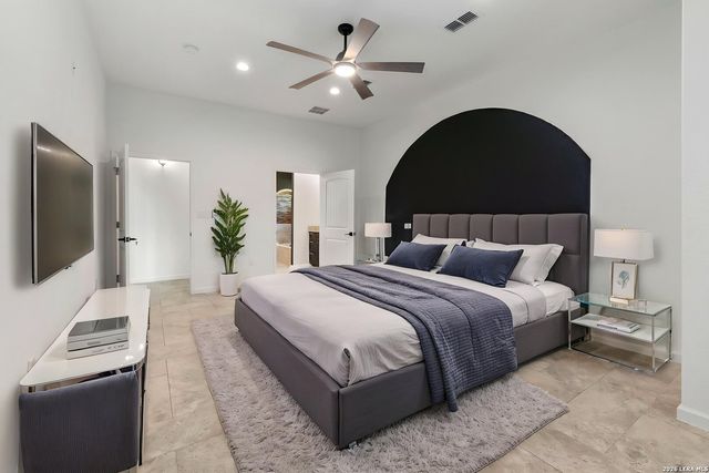 7606 Triple Leaf, China Grove, TX 78263