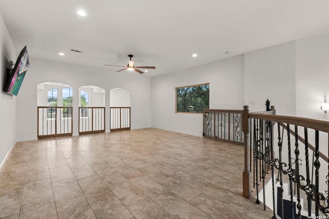 7606 Triple Leaf, China Grove, TX 78263