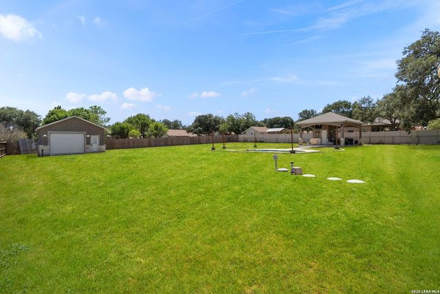 7606 Triple Leaf, China Grove, TX 78263