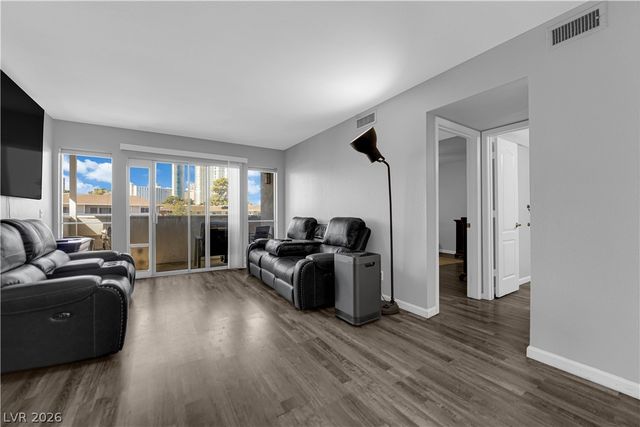 2838 Loveland Drive 1610, Las Vegas, NV 89109