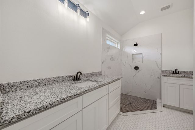 317 Ridgeway, Weatherford, TX 76086