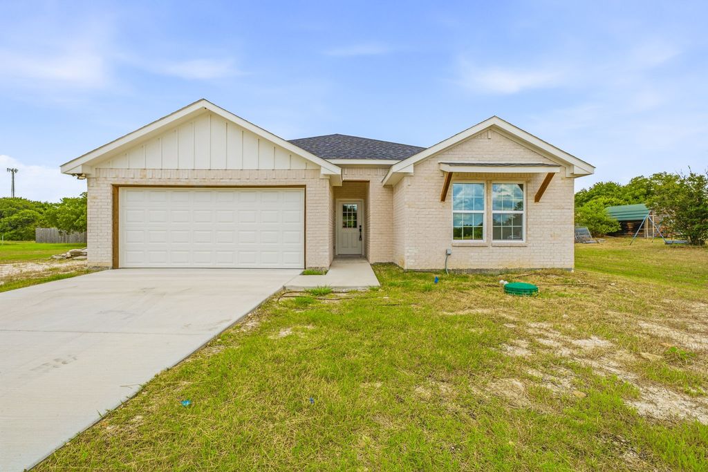 317 Ridgeway, Weatherford, TX 76086