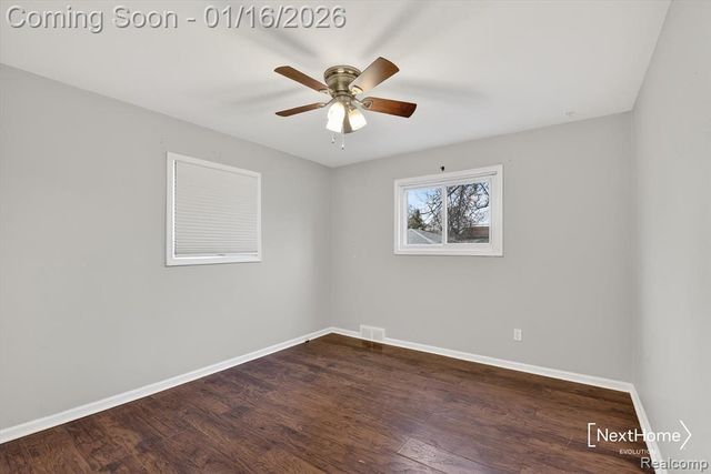 32216 Balmoral Street, Garden City, MI 48135