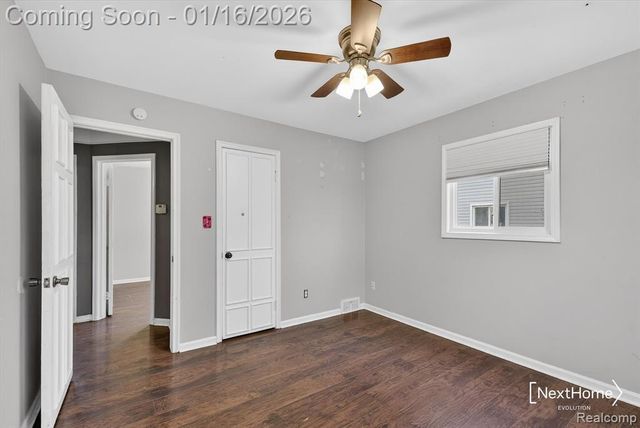 32216 Balmoral Street, Garden City, MI 48135