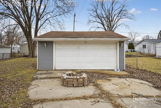 32216 Balmoral Street, Garden City, MI 48135